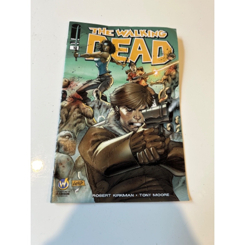 The Walking Dead Comic Book Issue #1 VF Robert‎ Kirkman Tony Moore First Issue